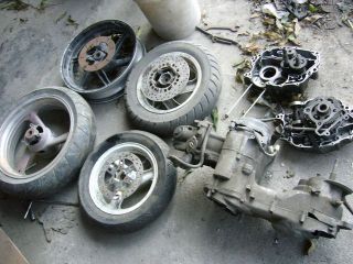 新版第一帖广州增城150-300出售小鹿机器下体，P3,3XV轮圈，小马机器！