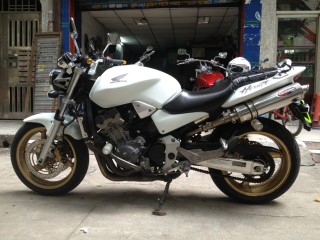 深圳06黄蜂919，白漆、新胎、车况靓