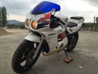 出售CBR22期和两冲程NSR猫眼改F5