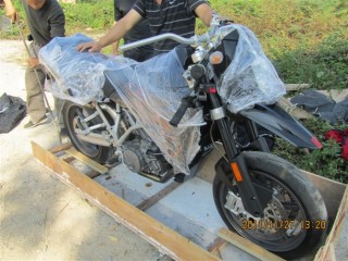 广东四会66888元代友出售原版原漆全地形战马KTM950SM<已售。。。。。。。>