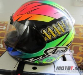 出售ARAI{炸弹仔}