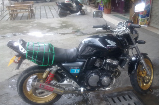 肇庆市区    代友出售   CB400。。