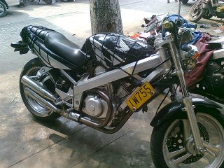 广东中山市东凤镇7800元出售一台精神蚂蚁400,冷热一枪,怠速稳定,有心要就来电聊