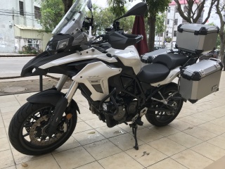 贝纳利502带ABS       06款F5