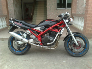 广州增城1W元代友出售铃木7AA一台