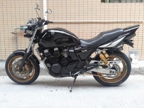 云浮新兴8500出97年雅马哈XJR400小贱人400