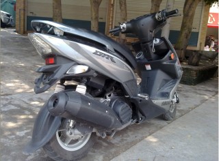 出售2011年3月进口4V雅马哈GTR125踏板车