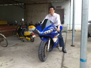 广州白云降价出售雅马哈YZF400改R1,,,