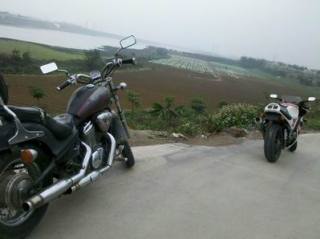 卖铁马或换CB街车