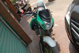 降价。11800自刀。广西岑溪出个改装94CB400。。《已经出售了。请不要联系了》