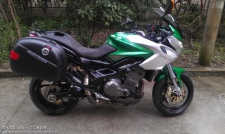 代上海朋友出售大贸benelli trek1130 《可以提档上粤J牌》