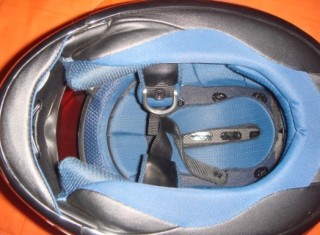 出售ARAI9.9成新头盔一个