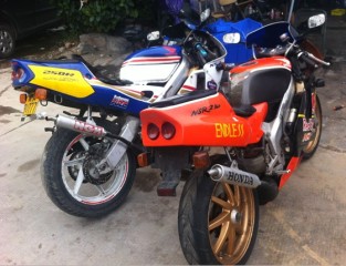 深圳出售两台NSR250 P3 一台不三不四