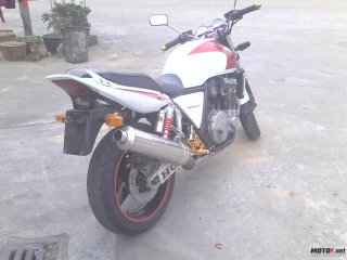 珠海斗门井岸出售CB1000。售17800（接小刀）