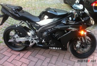 急、急、急钱用,出售05R1人民币45000，什么刀都接.只要你砍得下.