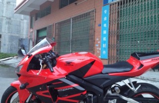 代友出售美版05 CBR600RR