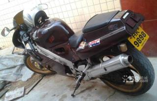 广州市白云区出售VFR400  7000元