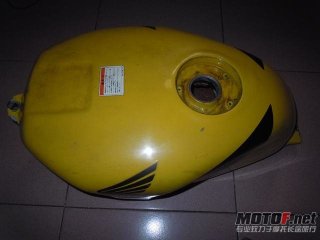 梅州地区330急出P3油箱等配件