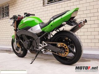 增城市出售川崎KAWASAKI--400街车及蛋蛋电脚打2600元，复古本田1600元！全部正常使...