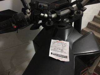 代友发帖出售超级滑呔KTM690SM R