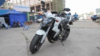广西南宁出10年大黄蜂CB1000R，76800元