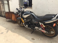 阳江出部03本田CB400 VTEC 二代