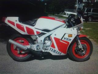 广东江门新会3000出YAMAHA50跑车一台