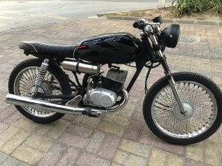 铃木二冲程AX100（已改复古）