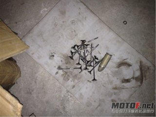 出售cb400缸体拆车件！