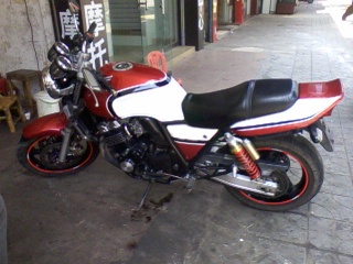 给好友预订！暂停出售！河源出售精神+靓仔96CB400一部，RMB16000！接刀！