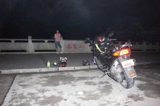 东莞桥头镇出售T-MAX和YZF450专业版·34888接小刀···