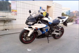 广州出售07CBR1000R,价格42800元！