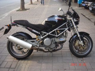 佛山转让原漆杜卡迪M800..接刀...接刀..已售出