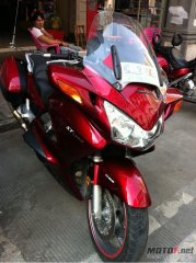 广西玉林代车友发贴(出06款本田巡航ST1300)