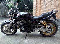 代友发贴11000出94改三代鸭尾CB400一台！