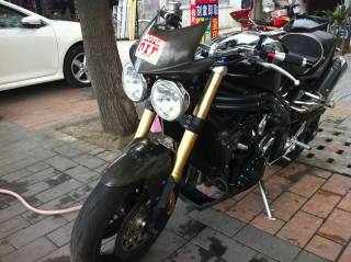 中山岀售06款凯旋1050街车(已岀售)