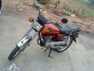 江门开平水口钻石价1700放垃圾老款幸福125