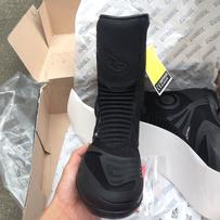 出售TCX全能防水骑行鞋