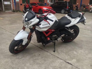 增城荔城出售12年贝纳利黄龙BJ600