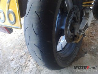 江门新会300打包出售2条180 55 17 轮胎