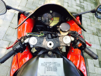 09年雅马哈R1 好车不等人