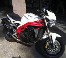 佛山出售triumph Speed Triple1050