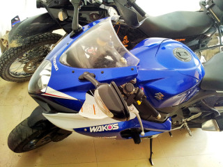 广西凭祥代友出07年原版原漆铃木-K1000（大R）一口价50000元人民币，或换旅行车！