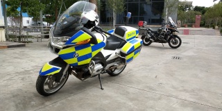 超精神08宝马警版1200RT