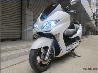 广东梅州出售07.7 HONDA FORZA250,上图.......................................
