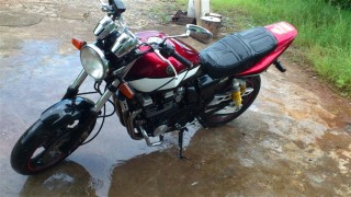 河源出97改00款 XJR           已经出售  请版主删帖