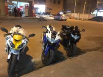 出两台车车，600黄金排量