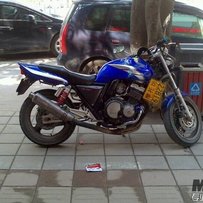 不是报纸，是快讯纸！！，出售94CB400，无论你出什么刀，我都接着，只要你砍得动！