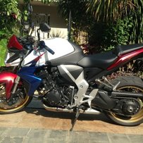 出售11年顶配ABS变款大黄蜂