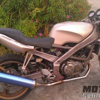 广州增城出一台TZR125  2500和一台VT250  6500